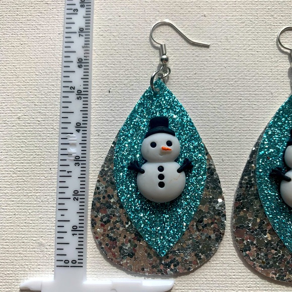 Snowman ⛄️ glitter earrings - Picture 3 of 5